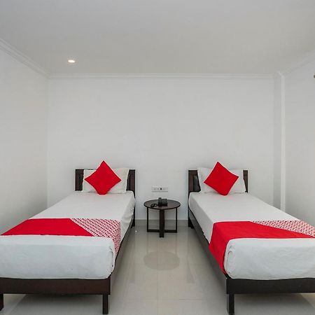 Отель Collection O Cosmopolitan Devanahalli Экстерьер фото